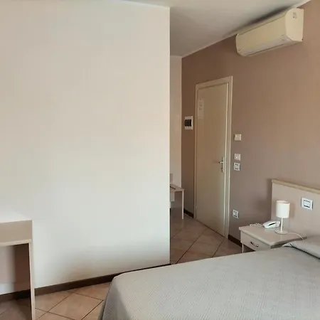 Grifone 1891 2* بسكييرا ديل غاردا