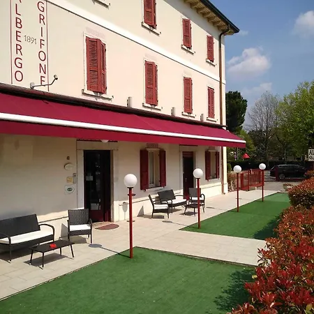 Grifone 1891 فندق بسكييرا ديل غاردا