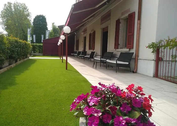 Grifone 1891 2* Peschiera del Garda